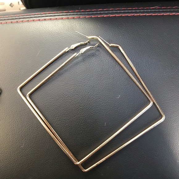 Geometric square hoop earrings - Picture 5 of 5